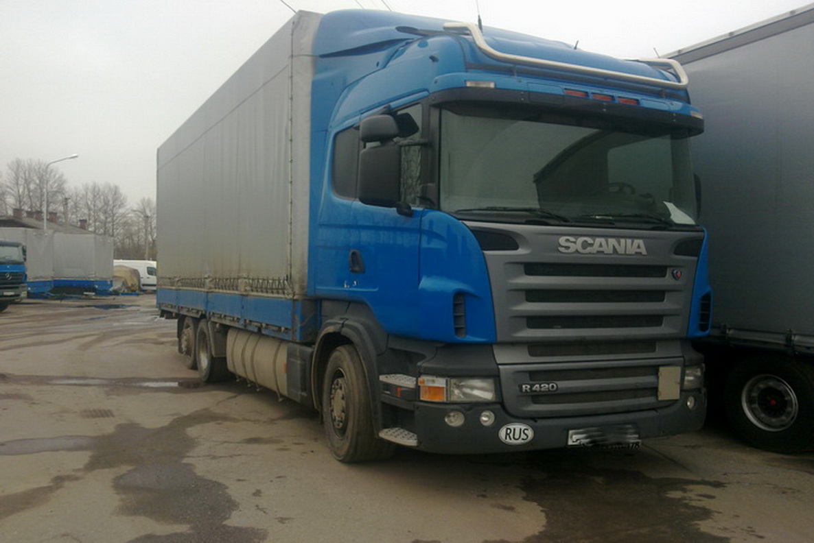 Scania 124L 420 (2006г) 6Х2 60 куб бортовой тентованный