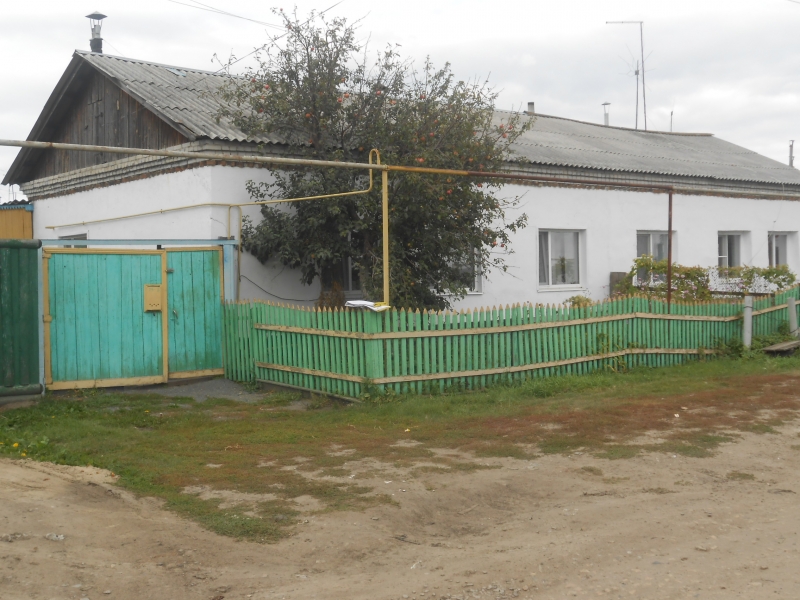 Продам половину жилого дома в р.п.Каргаполье ул.Первомайская